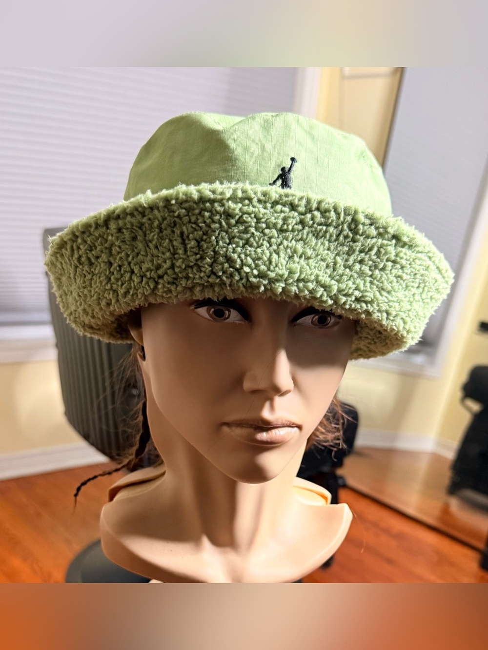JORDAN Apex Winter Reversible Hat, Medium / Large !!!